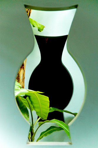 Singapore Vase